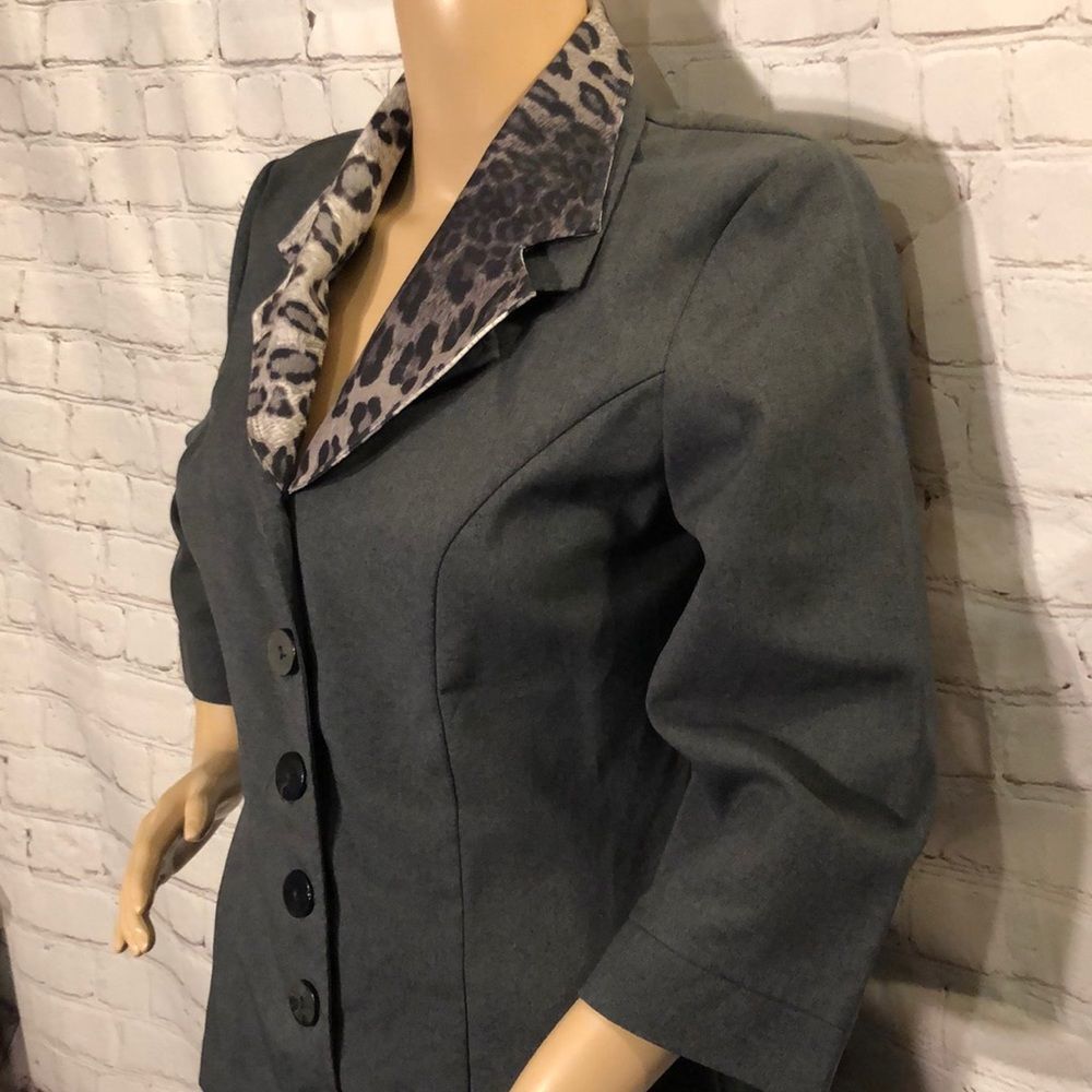 Vintage 1980s Brioche Blazer Gray with Leopard Print Collar 9/10 - Picture 4 of 8